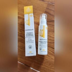 BRAND NEW!! Derma-E Vitamin C Weightless Moisturizer